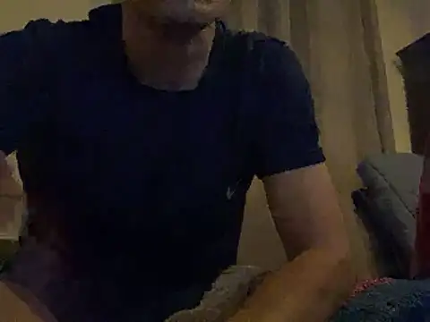 Snapshot of shorty-phat chatting on December 22, 3:14 am shorty-phat online show from December 22, 3:14 am