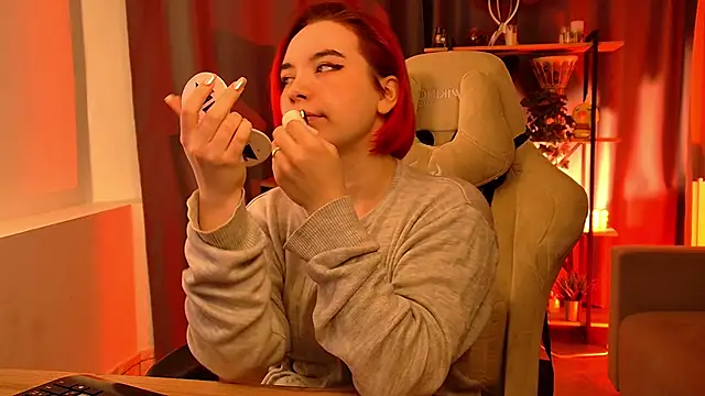 MarcelineChi online show from February 11, 5:56 am