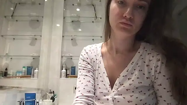 Snapshot of Justamanda1 chatting on October 1, 12:11 pm Justamanda1 online show from October 1, 12:11 pm