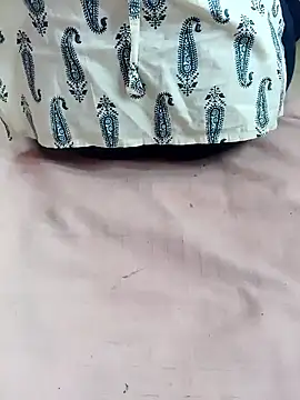 Snapshot of Kanneeswari chatting on November 21, 1:37 am Kanneeswari online show from November 21, 1:37 am