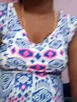 Snapshot of Kanneeswari chatting on November 22, 2:32 am Kanneeswari online show from November 22, 2:32 am