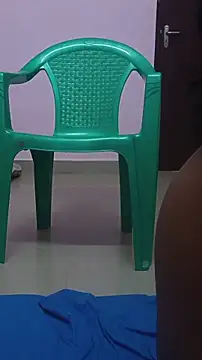 Snapshot of Kanneeswari chatting on December 3, 2:15 pm Kanneeswari online show from December 3, 2:15 pm