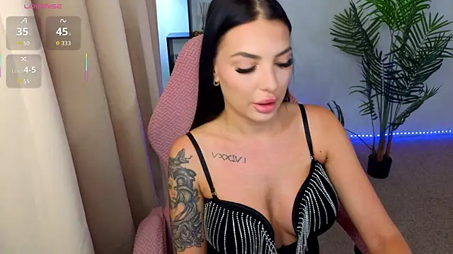 Snapshot of Raven_Ink chatting on October 1, 9:15 am Raven Ink online show from October 1, 9:15 am