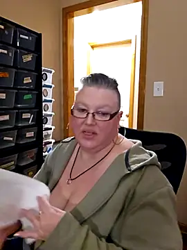 Budd Bunney online show from November 21, 2:10 am