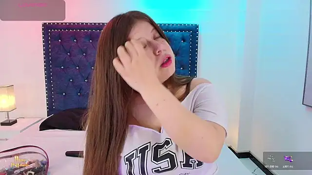 Cammi wagner online show from October 25, 7:52 pm