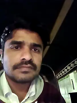 puneriboy32 online show from November 19, 3:12 pm