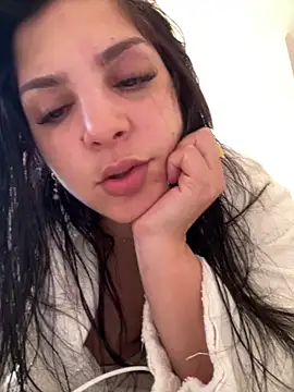 Snapshot of sweet_manuella chatting on October 1, 2:01 pm sweet manuella online show from October 1, 2:01 pm