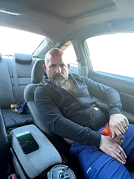 fuckadilf online show from December 3, 5:11 pm