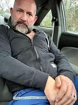 fuckadilf online show from December 5, 9:00 pm