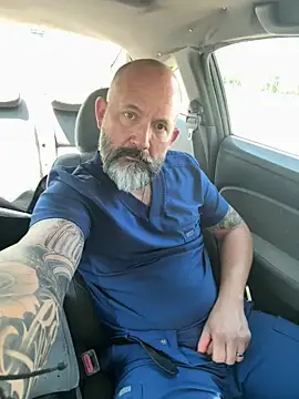 Snapshot of fuckadilf chatting on May 8, 5:40 pm fuckadilf online show from May 8, 5:40 pm