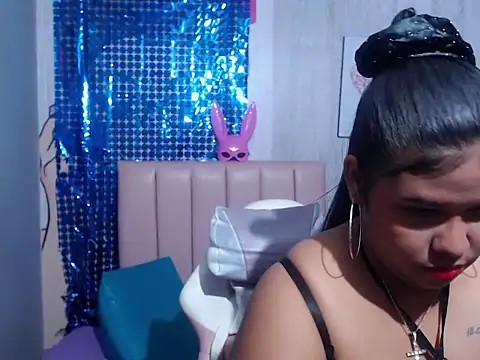 Snapshot of candy_sweetrs chatting on October 2, 7:32 pm candy sweetrs online show from October 2, 7:32 pm
