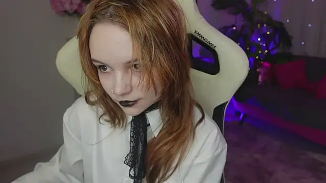 Staymonica online show from February 4, 1:06 pm