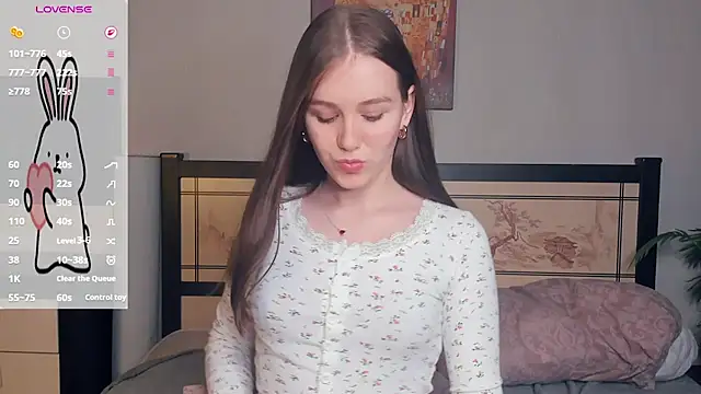 TienKnous online show from March 27, 7:35 pm