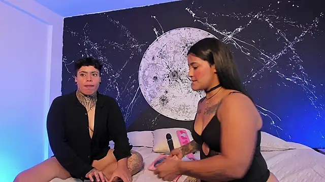 Snapshot of JoaoAndLexy chatting on September 30, 12:54 pm JoaoAndLexy online show from September 30, 12:54 pm