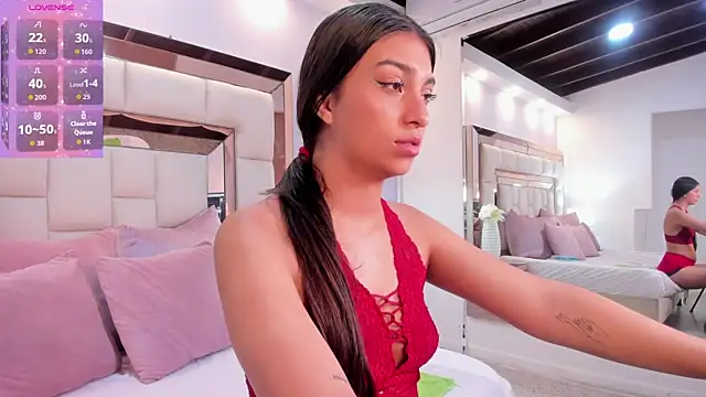 Snapshot of karolgaviriaa chatting on October 6, 11:51 am karolgaviriaa online show from October 6, 11:51 am