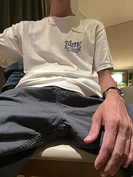 HenryLee1983-cums online show from May 20, 1:50 pm
