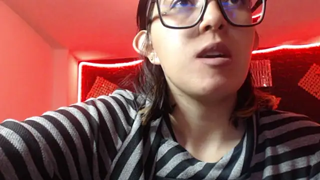 cristal hills 19 online show from March 14, 2:44 pm