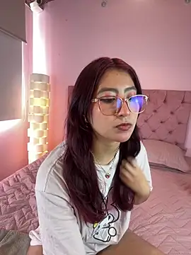 saramooon online show from October 24, 1:07 pm