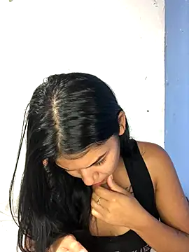 Snapshot of deby_03 chatting on December 20, 1:12 am deby 03 online show from December 20, 1:12 am