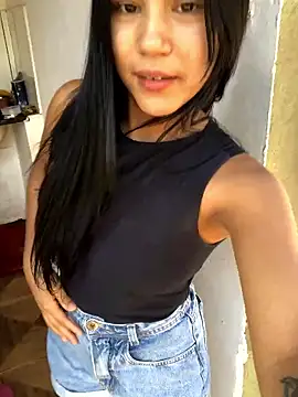 Snapshot of deby_03 chatting on January 16, 7:07 pm deby 03 online show from January 16, 7:07 pm