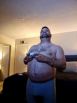 Roddog18 online show from December 19, 6:09 am