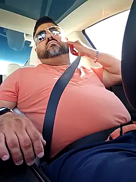 Roddog18 online show from February 25, 11:47 pm