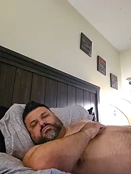 Roddog18 online show from May 26, 1:40 pm