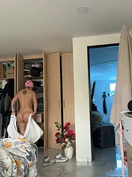 Snapshot of Zoe_riivas chatting on February 9, 3:49 pm Zoe riivas online show from February 9, 3:49 pm