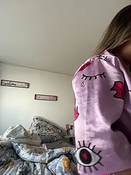 Snapshot of Zoe_riivas chatting on February 10, 2:10 pm Zoe riivas online show from February 10, 2:10 pm