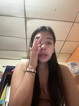 Brianna bunny05 online show from March 1, 3:41 am