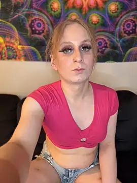 Snapshot of cinderellie chatting on March 5, 6:09 am cinderellie online show from March 5, 6:09 am