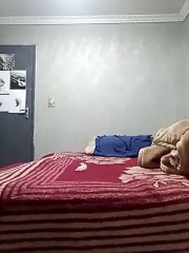 biGgslong01 online show from March 30, 12:11 am