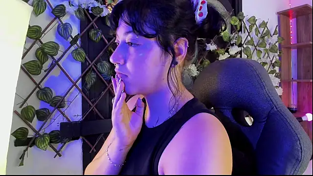 Snapshot of Kora_Red69 chatting on April 8, 2:28 pm Kora Red69 online show from April 8, 2:28 pm