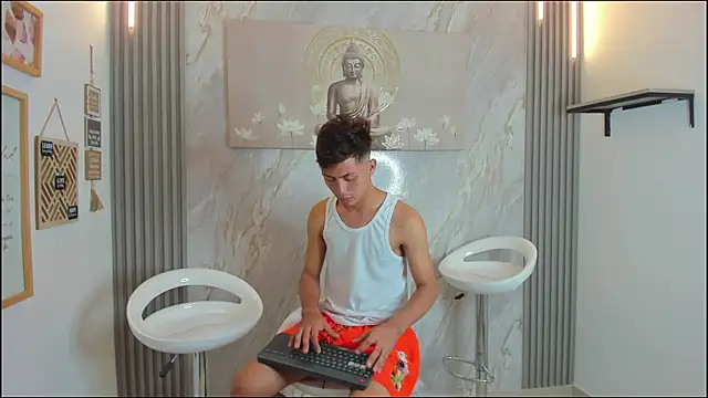 VERY HOT GUYS online show from January 17, 1:16 pm