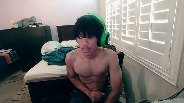 Snapshot of youngasianboy2007 chatting on October 11, 5:00 pm youngasianboy2007 online show from October 11, 5:00 pm