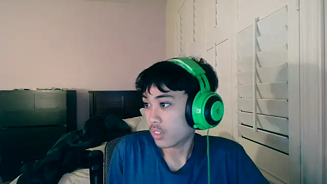 Snapshot of youngasianboy2007 chatting on February 28, 3:07 am youngasianboy2007 online show from February 28, 3:07 am