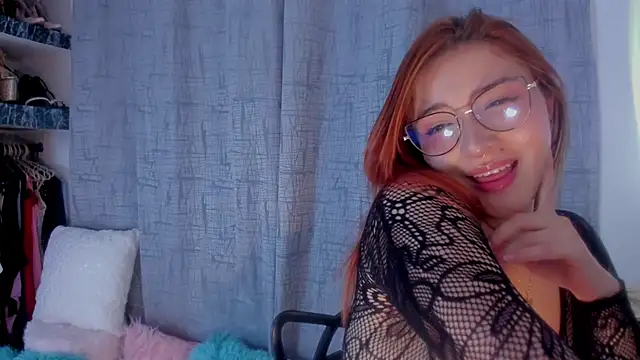 AmaruBloom online show from October 8, 2:53 am