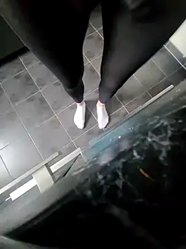 rezzzze online show from November 1, 2:08 pm