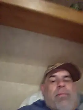 DeeBestEver online show from March 28, 10:31 pm