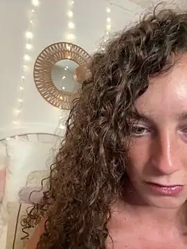 Martyca Beee online show from April 3, 4:38 pm