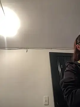 mia fox4 online show from February 4, 12:11 pm