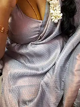 Tamil Ammani online show from October 4, 7:45 pm