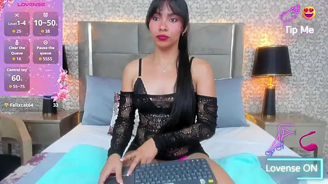 KoralBlum online show from December 3, 1:46 am