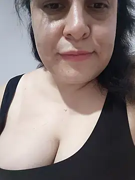 Snapshot of aydannn01 chatting on October 2, 9:11 pm aydannn01 online show from October 2, 9:11 pm