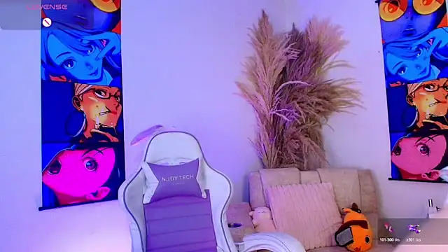 Bennuluspeach  online show from March 20, 12:10 pm