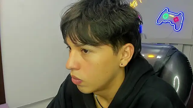 StiwenTwink online show from October 3, 1:08 pm