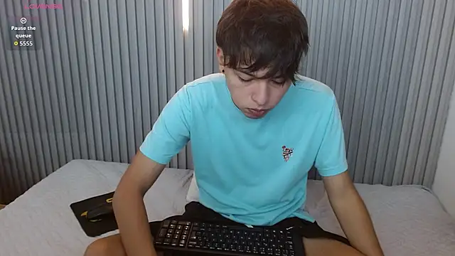 StiwenTwink online show from May 5, 1:08 pm