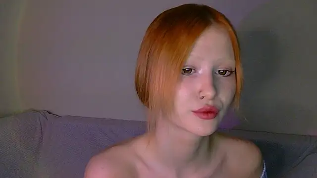 Snapshot of Nyra_Thira chatting on October 25, 4:20 am Nyra Thira online show from October 25, 4:20 am