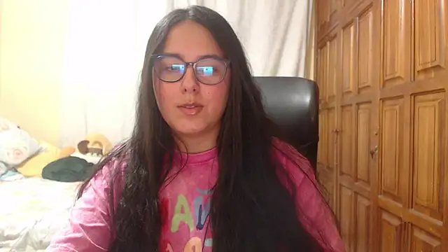 Venus cat  online show from May 18, 3:02 am