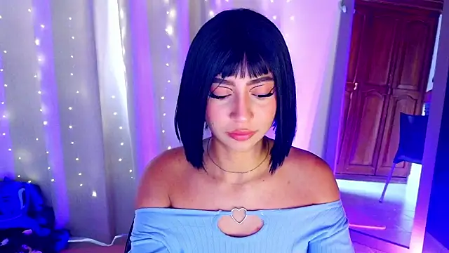 Snapshot of emma_web_ chatting on March 10, 6:46 pm emma web online show from March 10, 6:46 pm